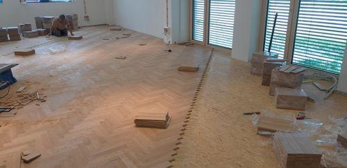 Pokládka parket v tanečním sále